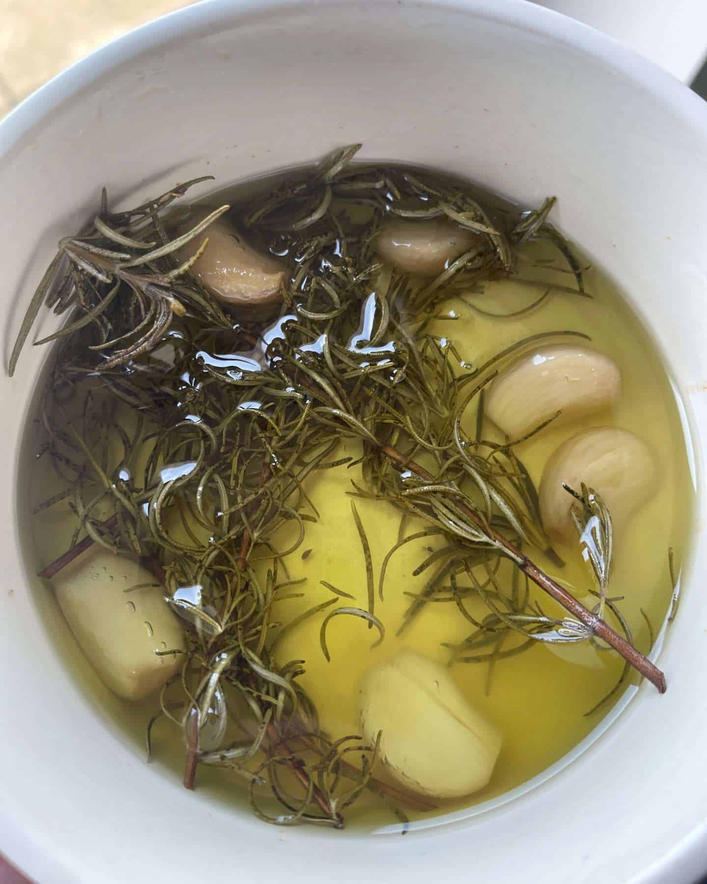 garlic rosemary oil