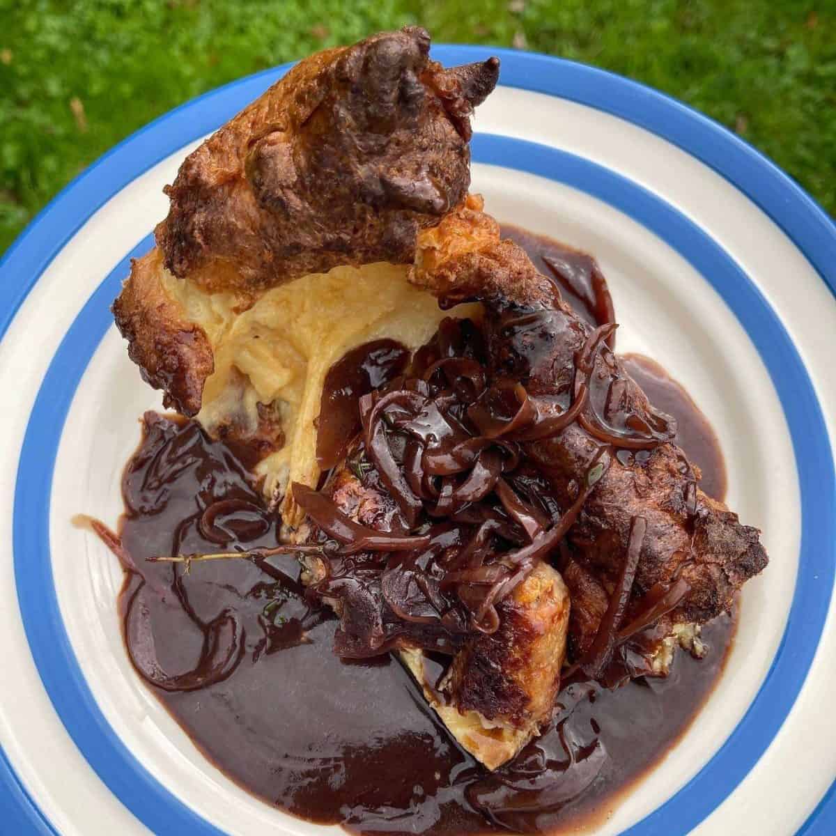 toad in the hole caramelised onion gravu