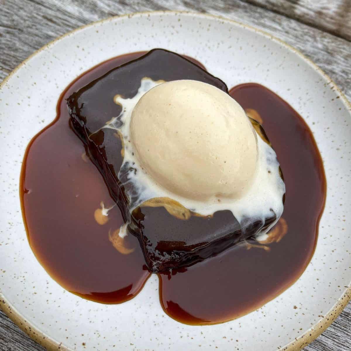 sticky toffee gingerbread