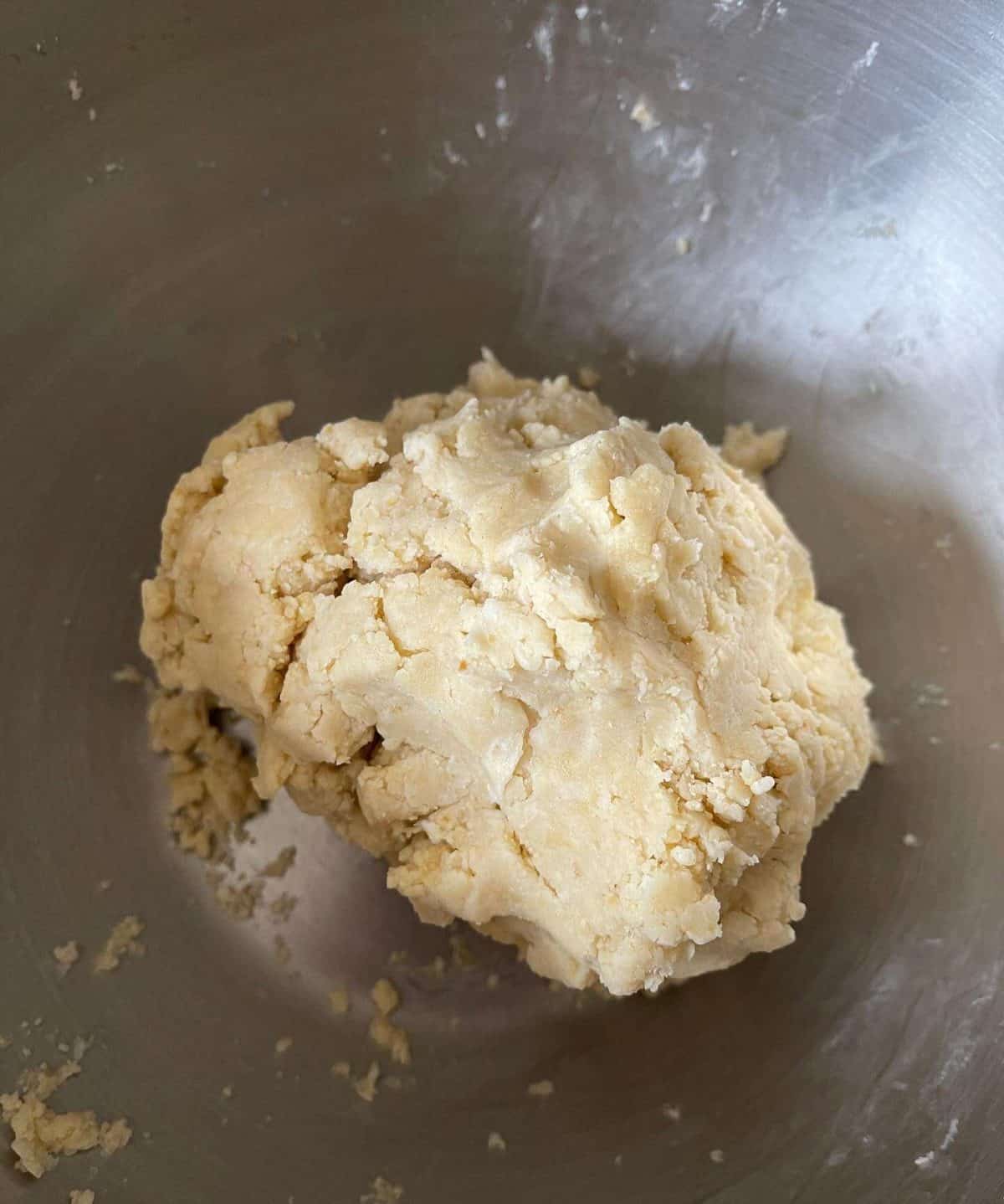 rough pie crust dough