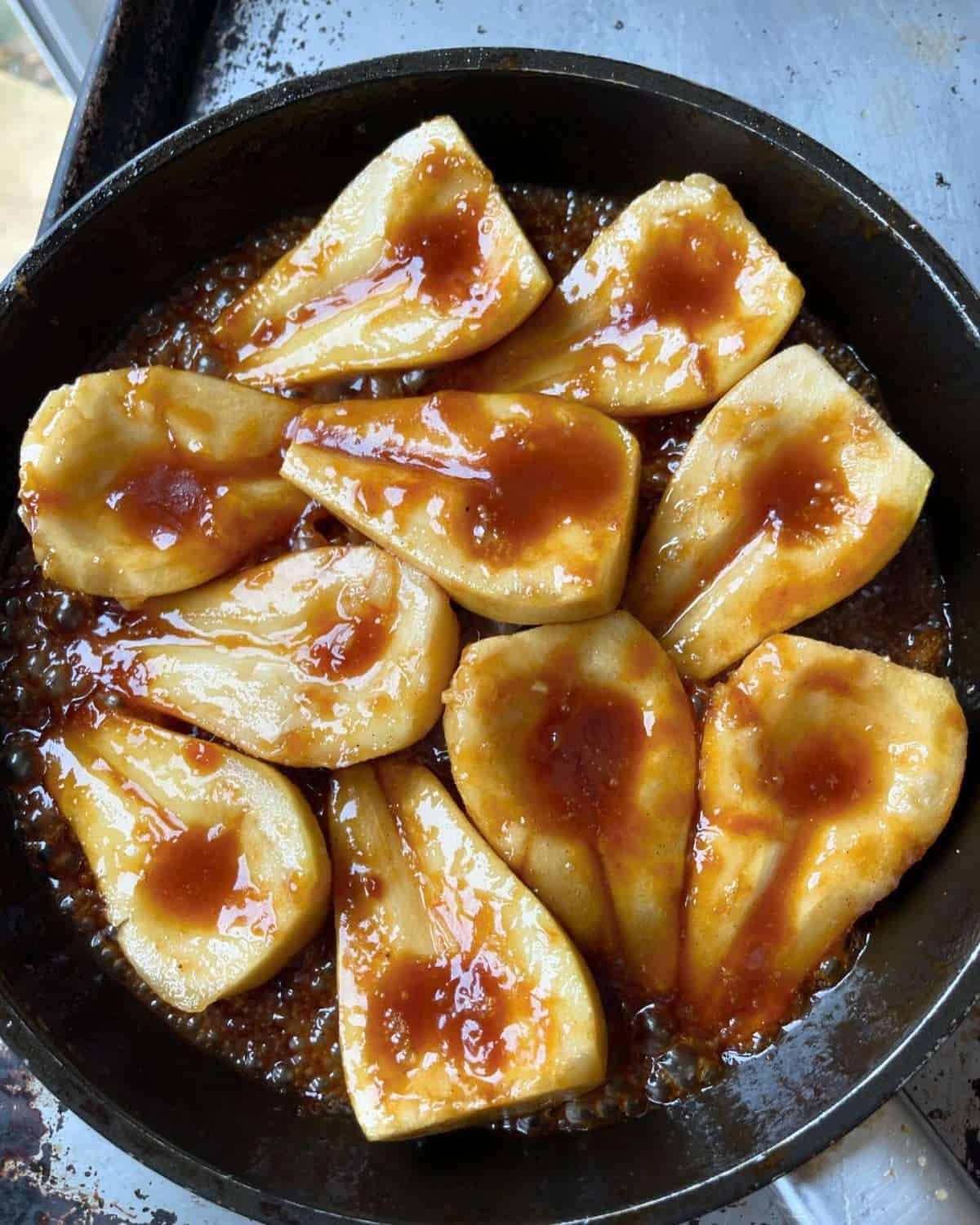 caramelised pears