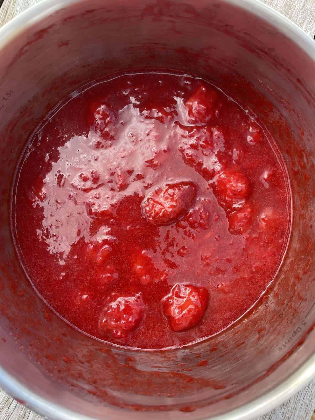 strawberry & vanilla compote