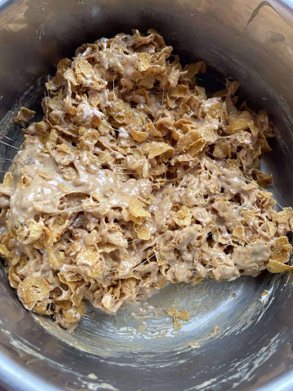 marshmallow cornflake mix