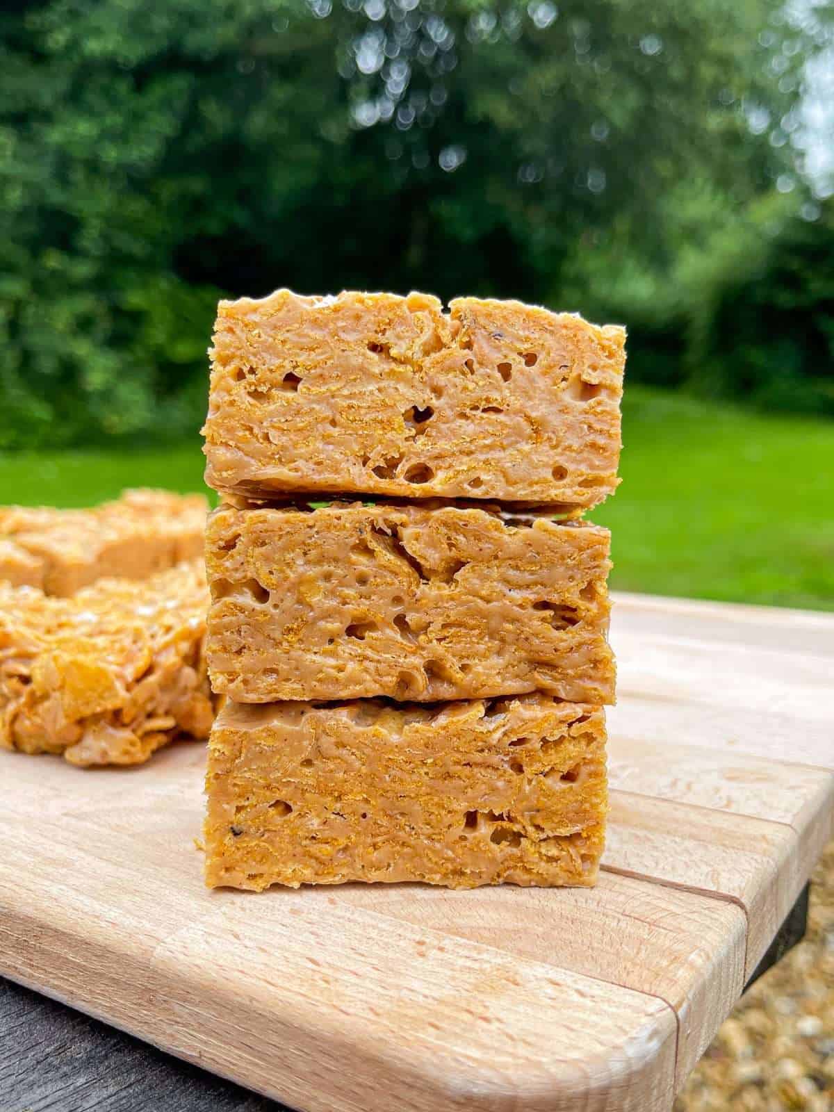 cornflake marshmallow treat stack