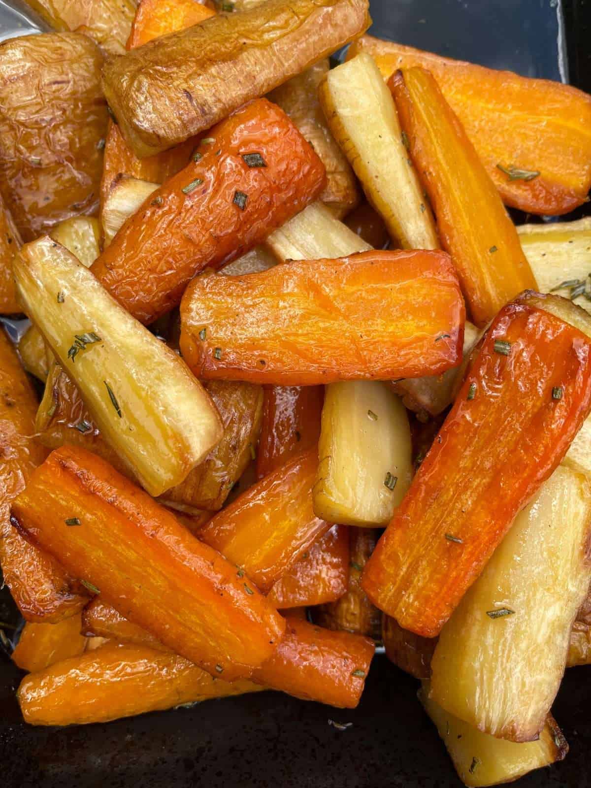 honey roasted parsnips & carrots
