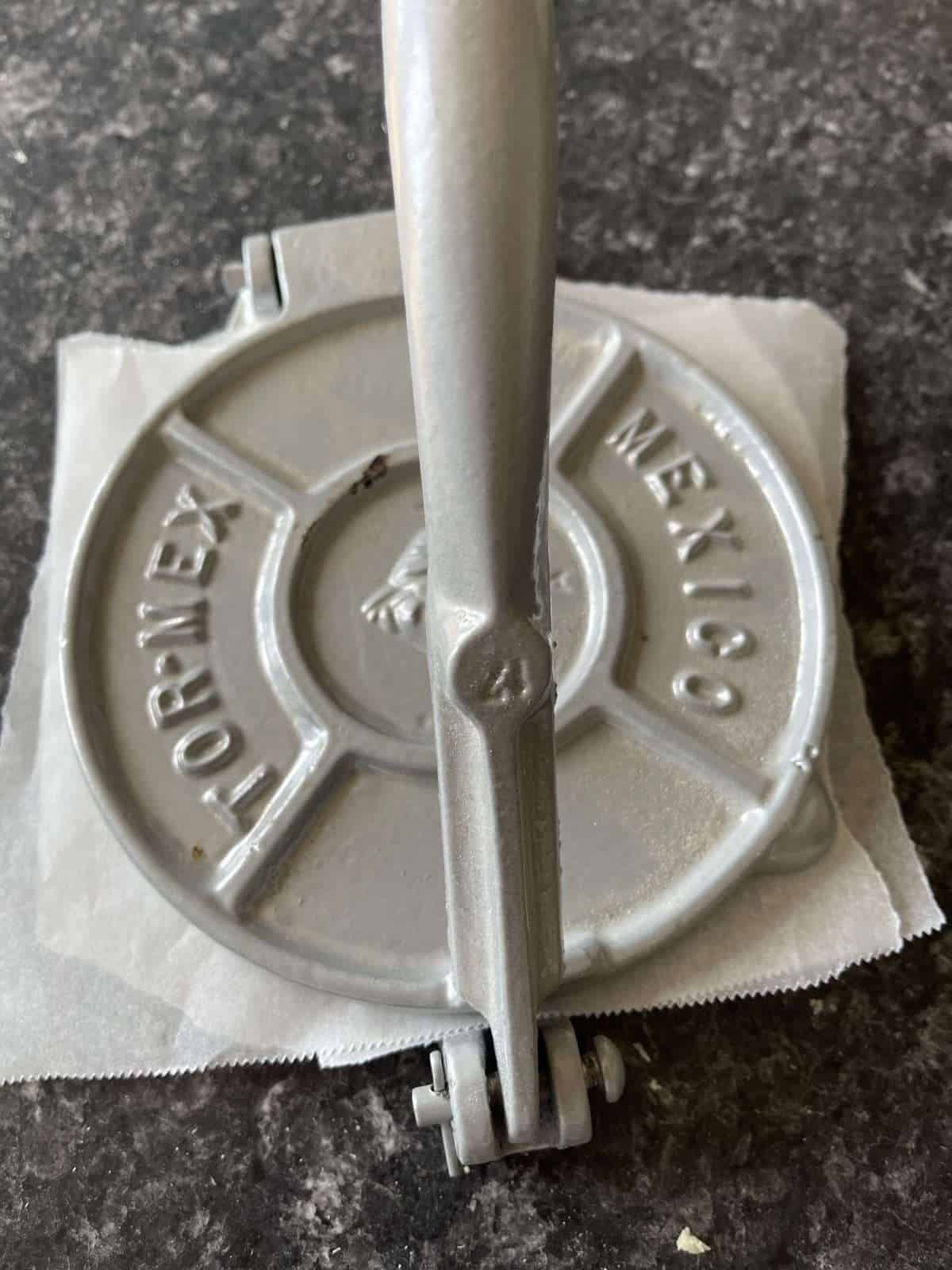 tortilla press