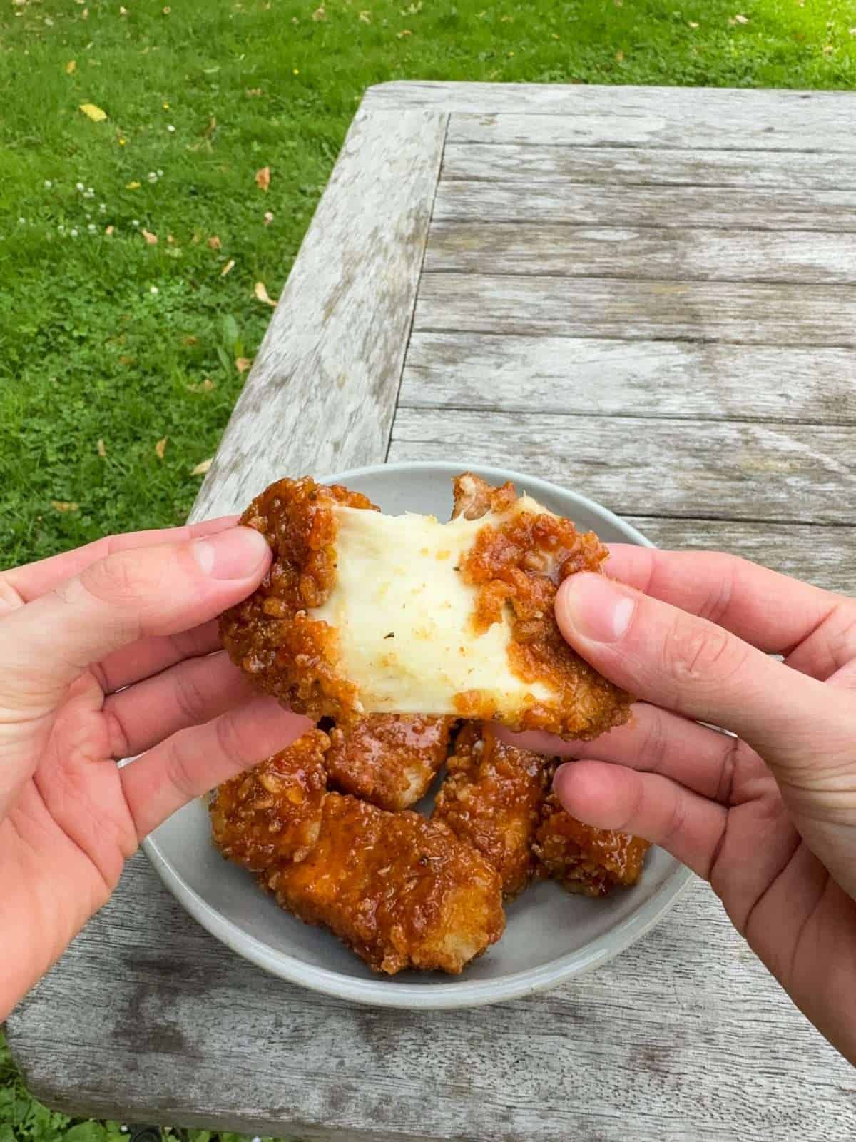 mozzarella cheese pull
