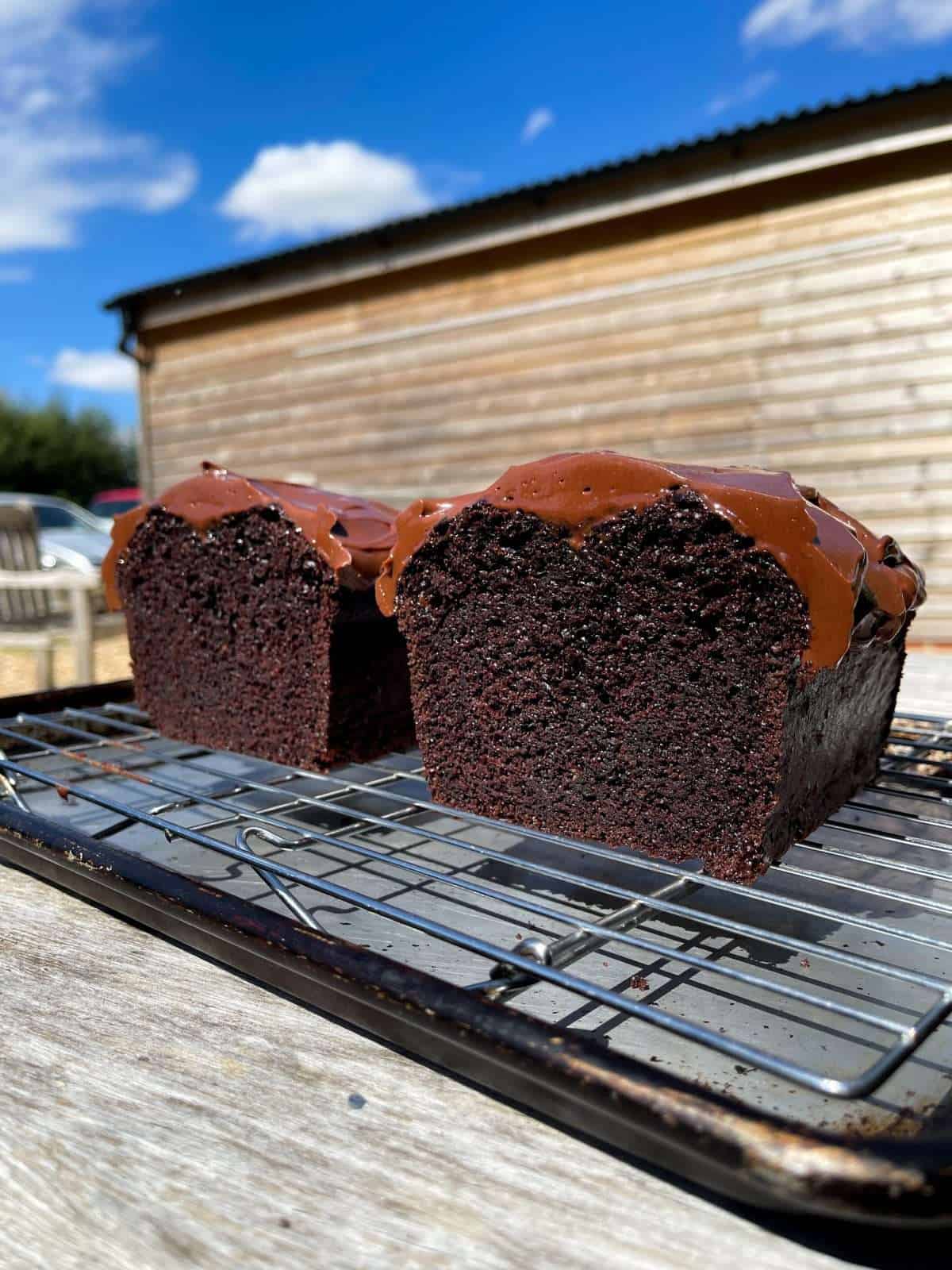 chocolate cake with ganache