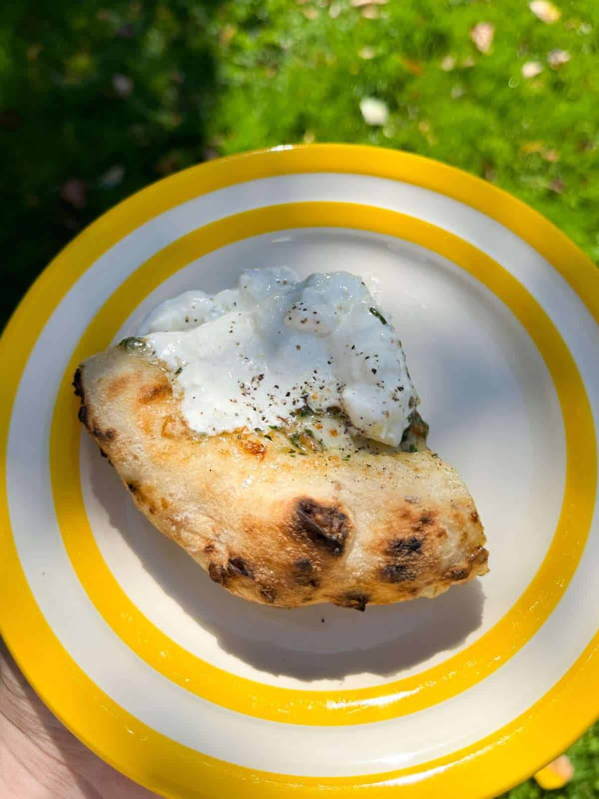 garlic bread with burrata
