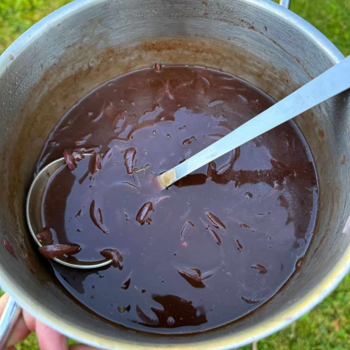 caramelised onion gravy