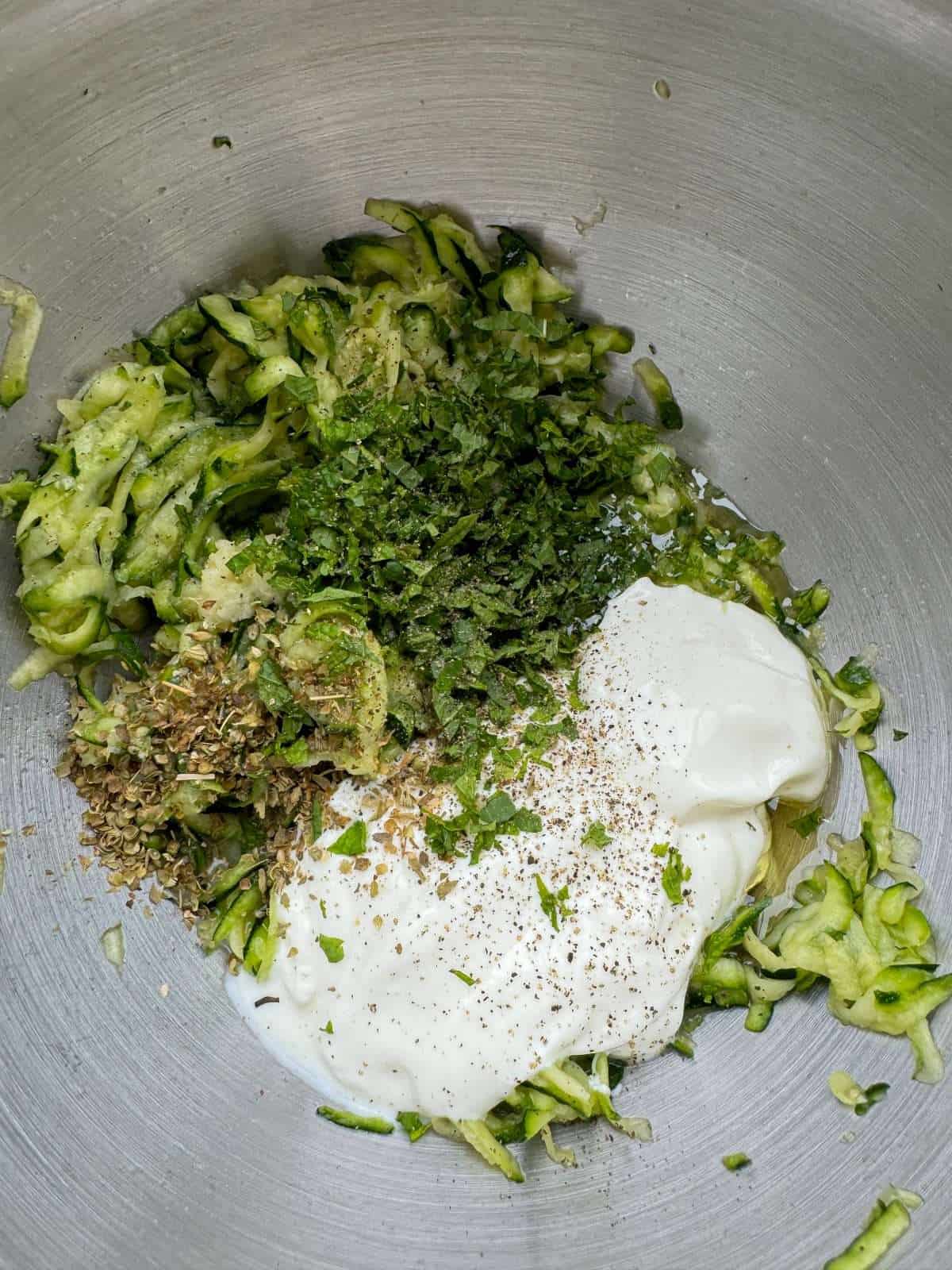courgette tzatziki ingredients