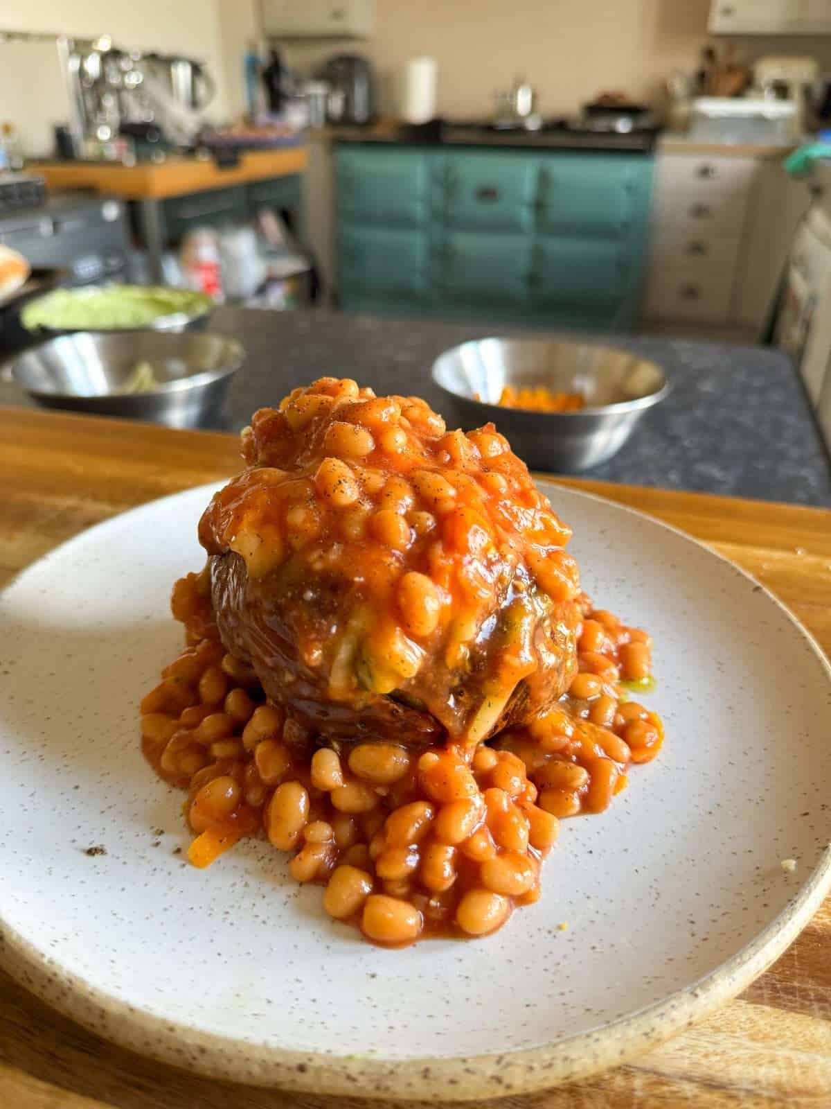 jacket potato with cheese & baked beans