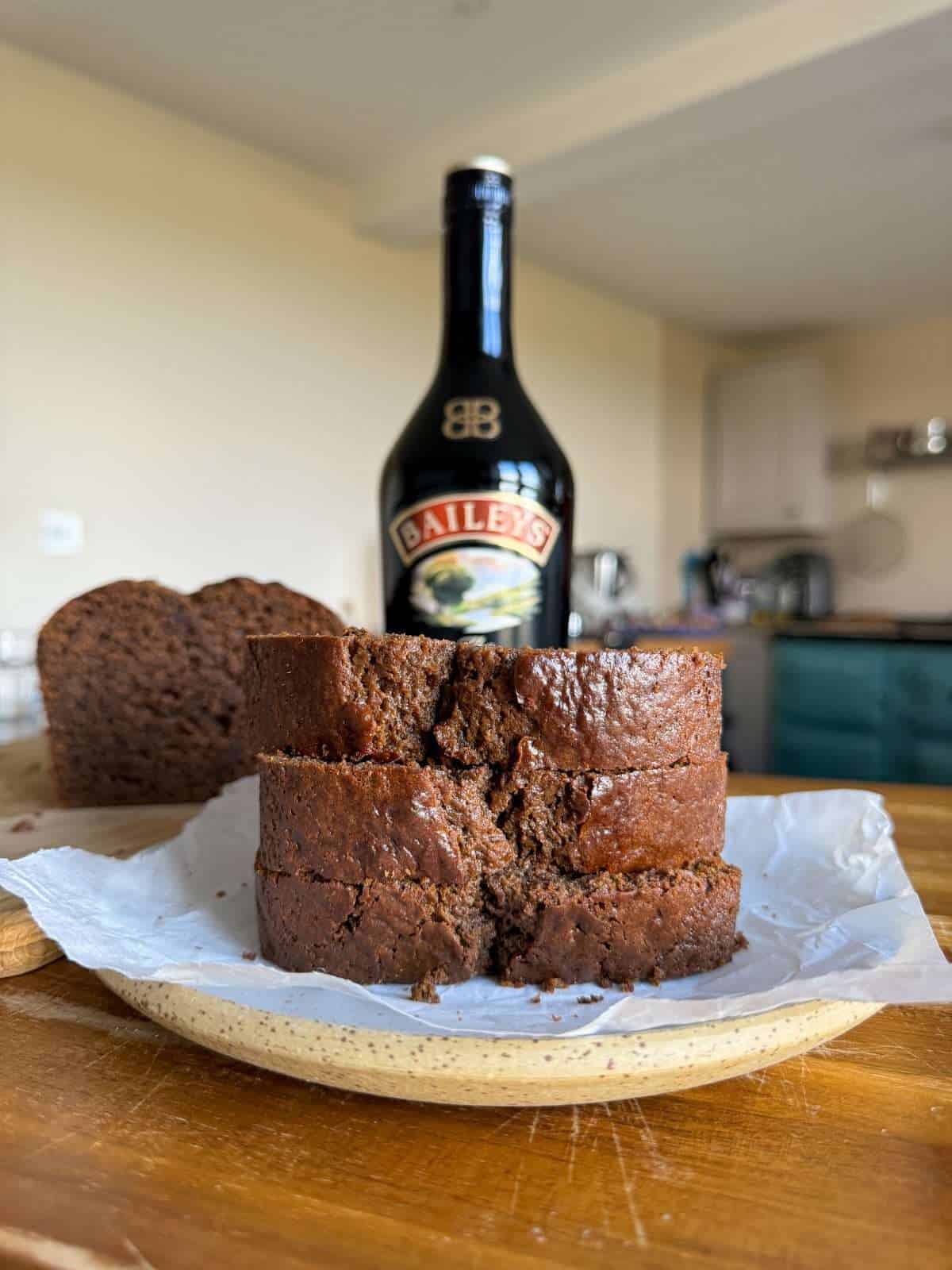 slices of Baileys gingerbread