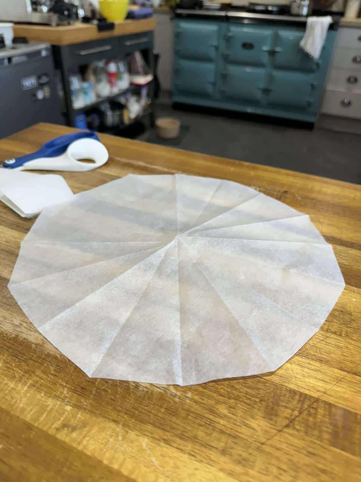 baking parchment cartouche