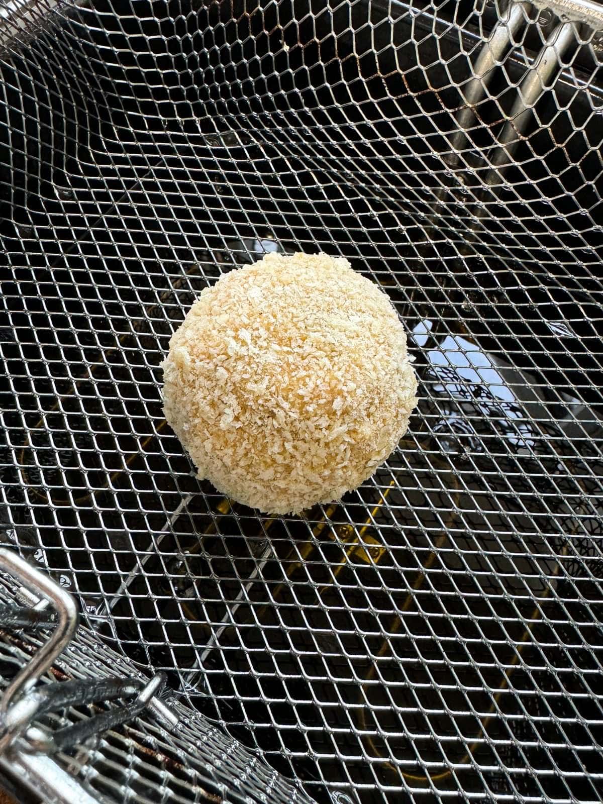 bread crumbed scotch egg
