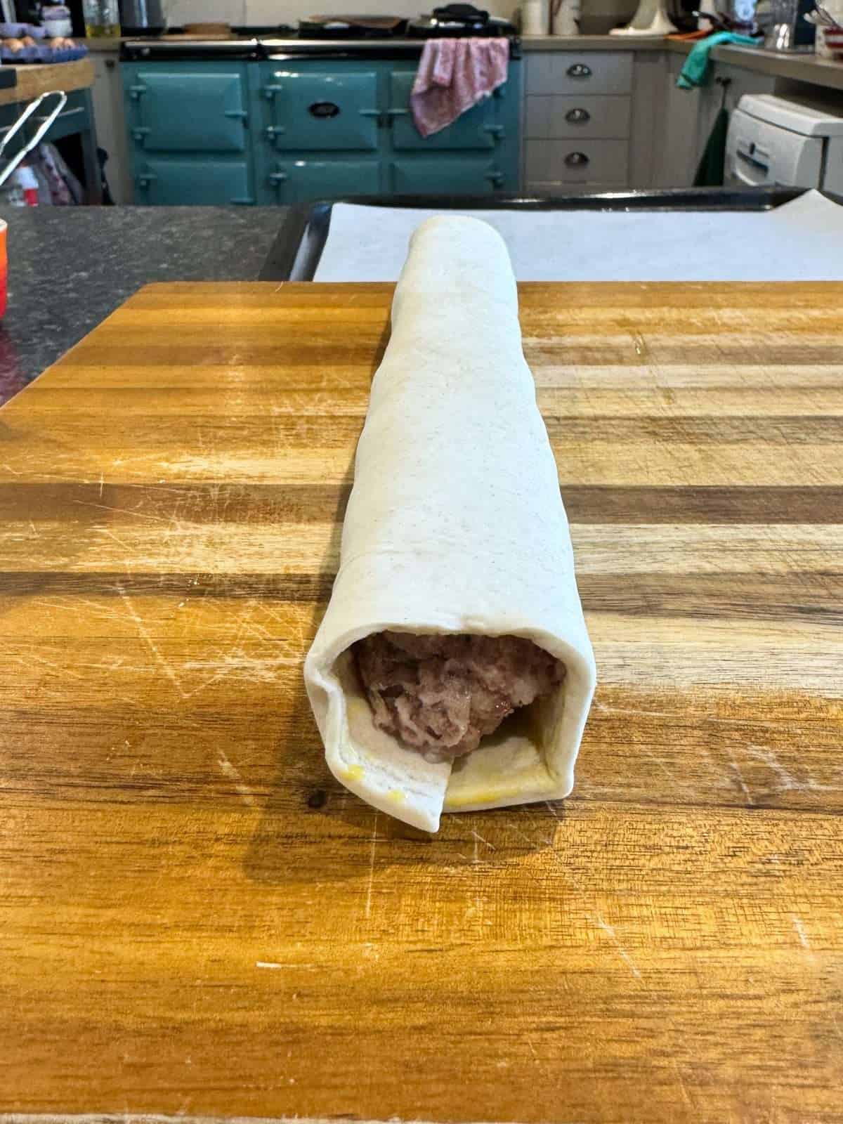 sausage roll for wreath
