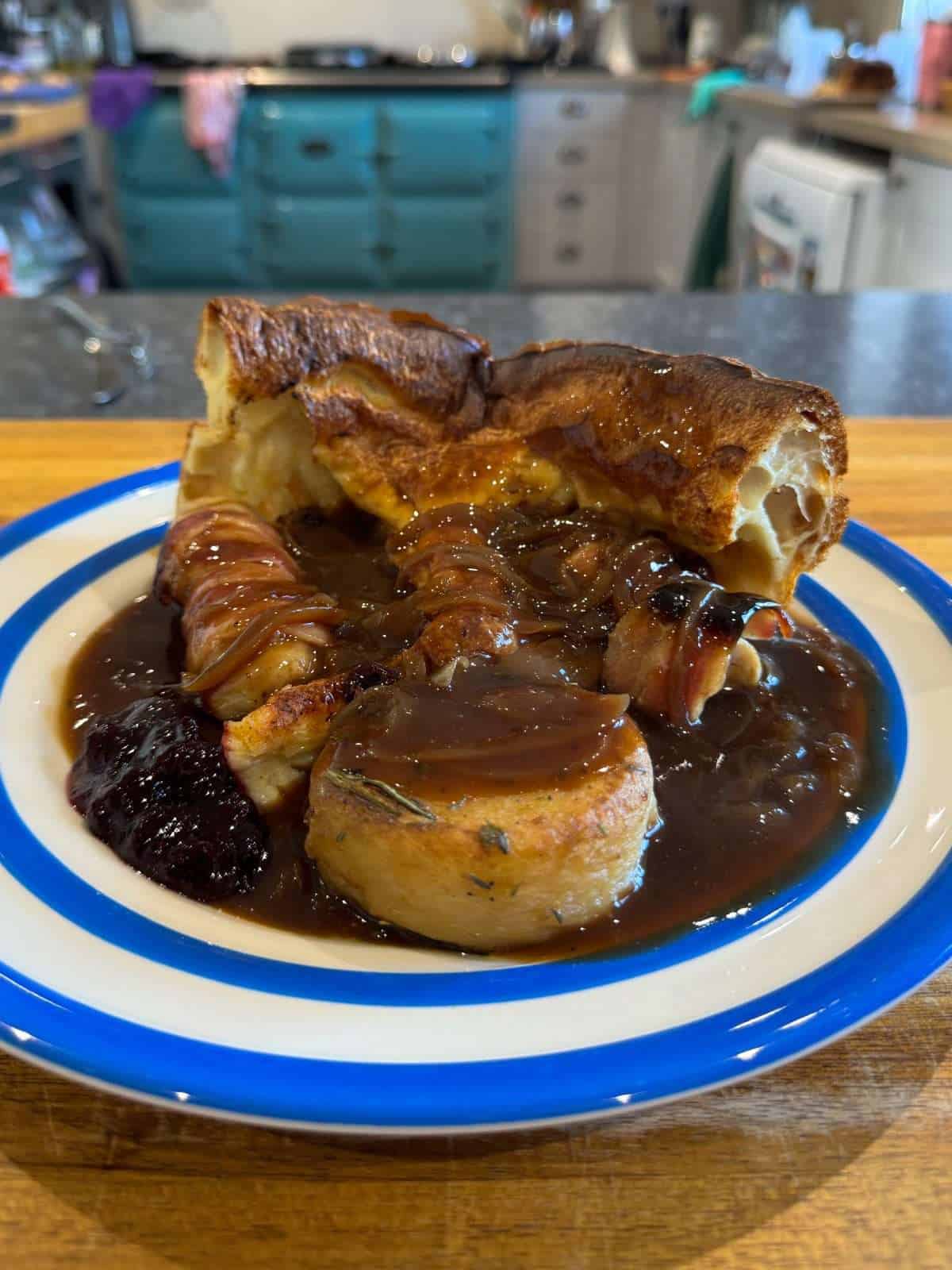 toad in the hole with onion gravy