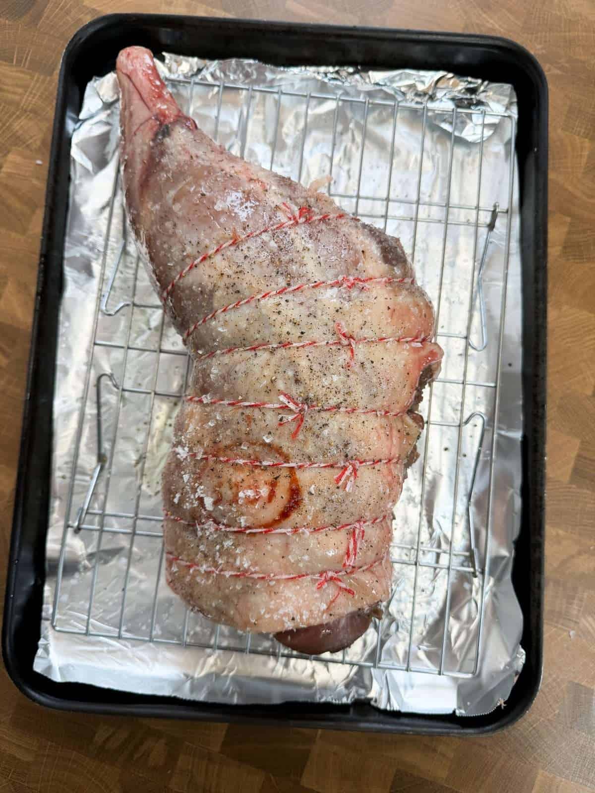 seasoned lamb leg
