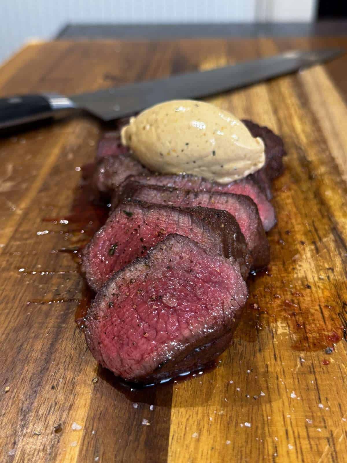 fillet steak with bone marrow butter