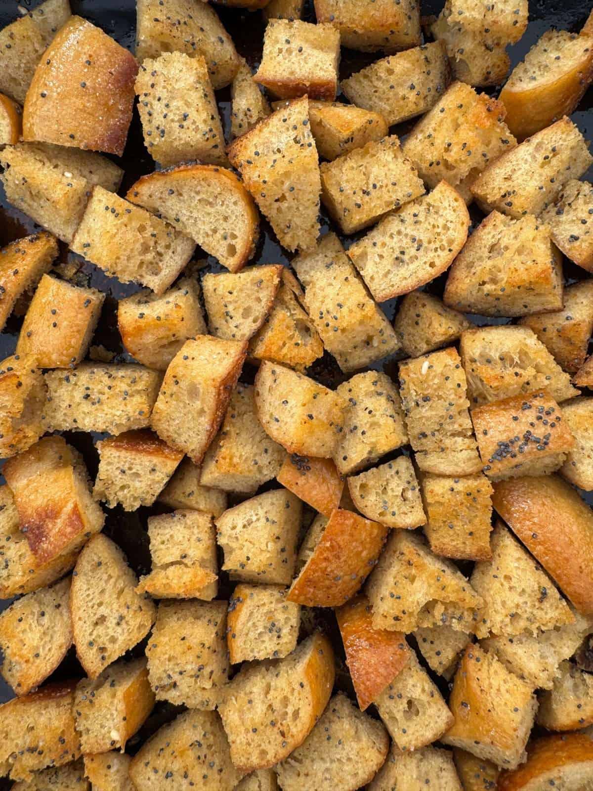 homemade bagel croutons