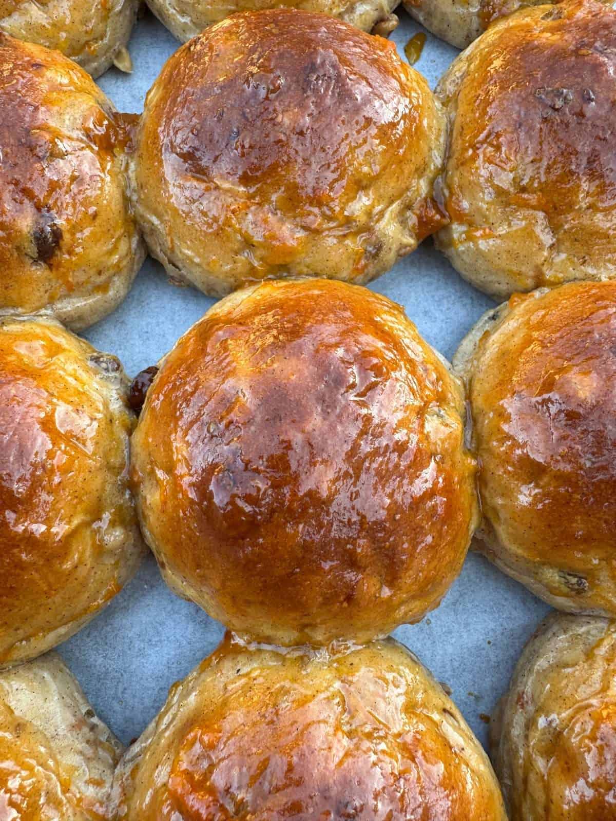 glazed hot cross buns