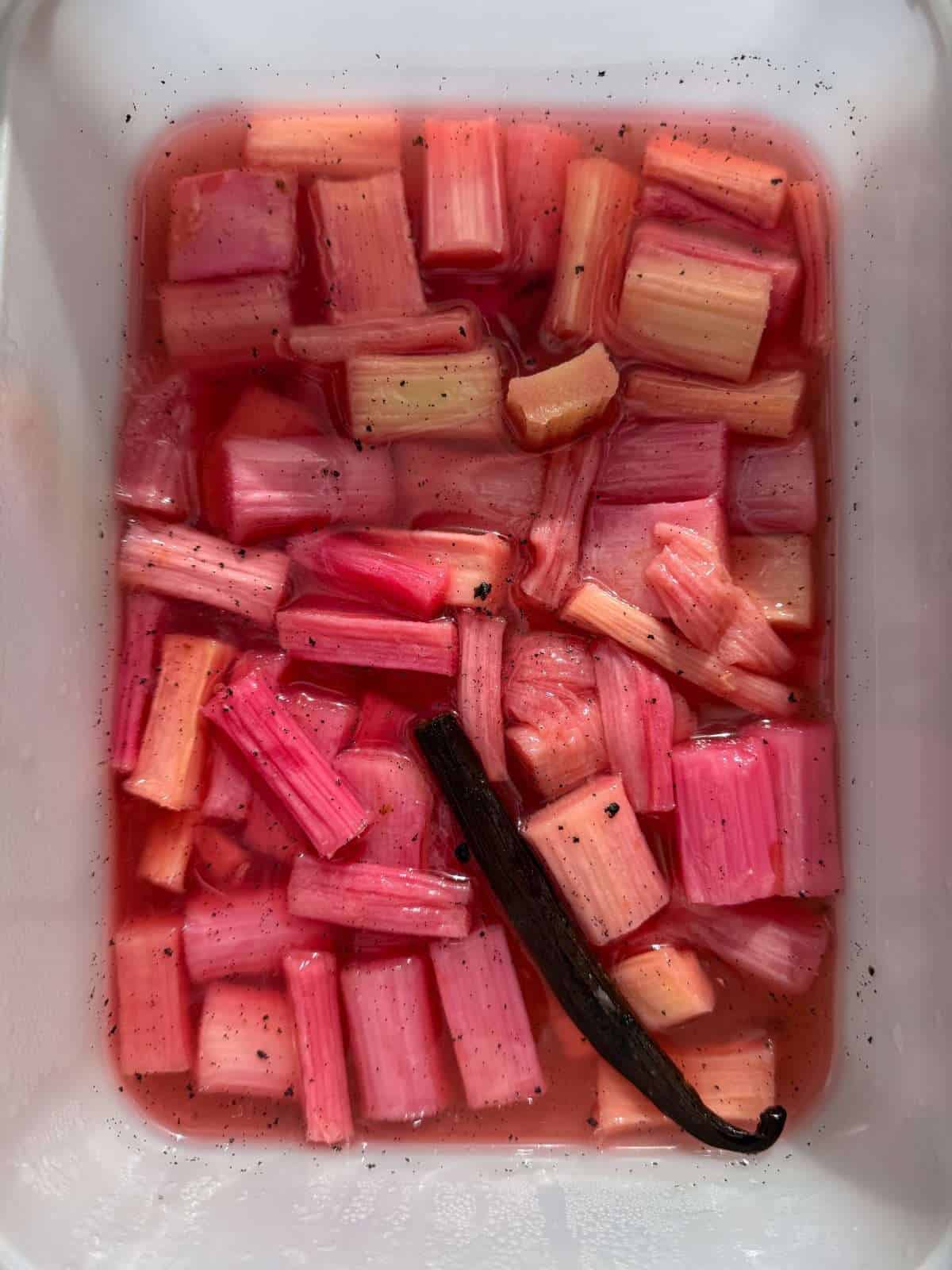 vanilla roasted rhubarb in syrup