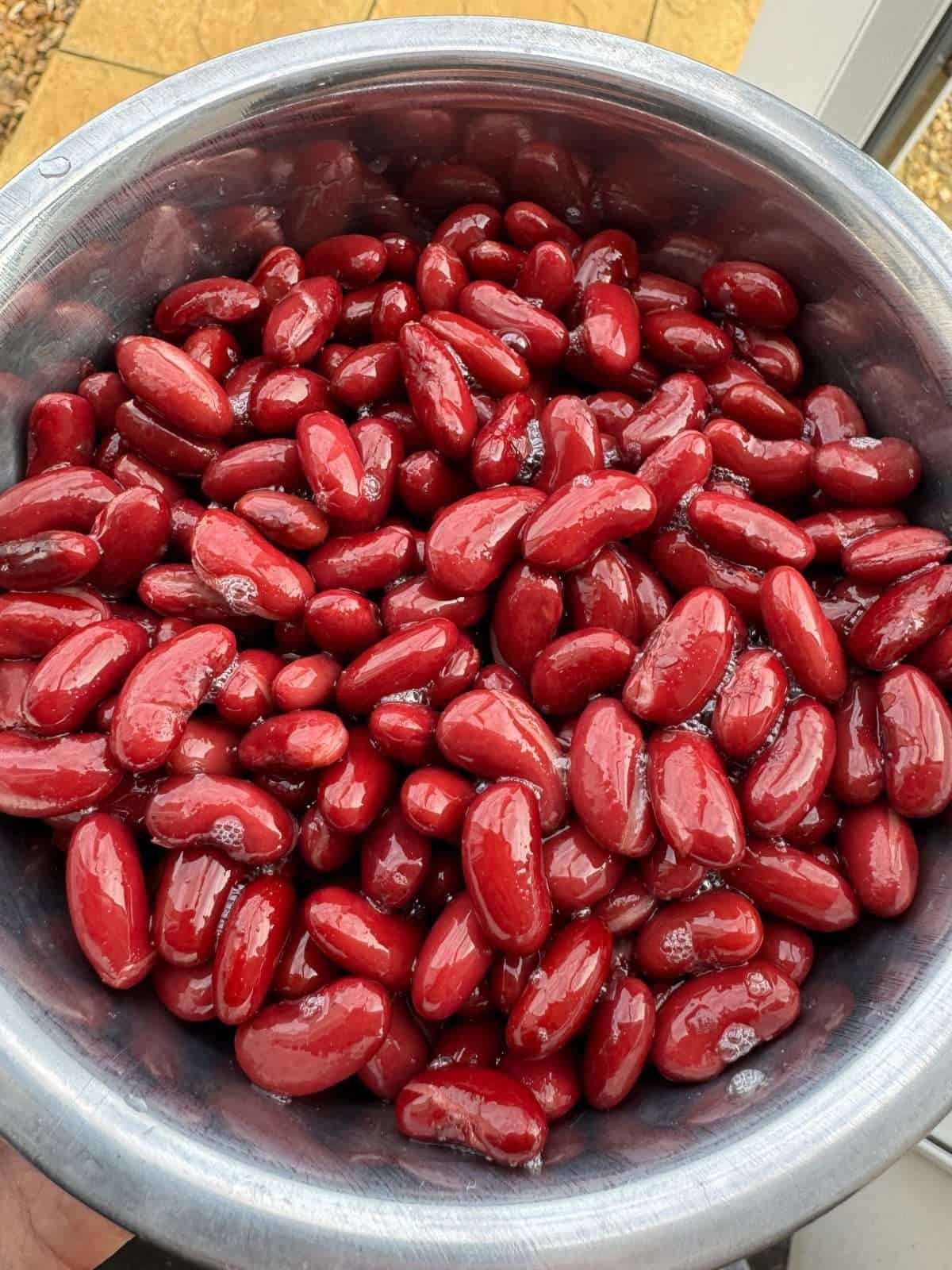 drained red kidney beans