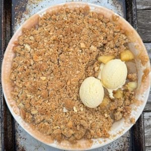 rhubarb & apple crumble