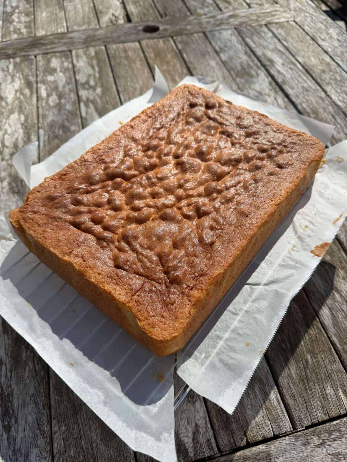 baked vanilla sponge