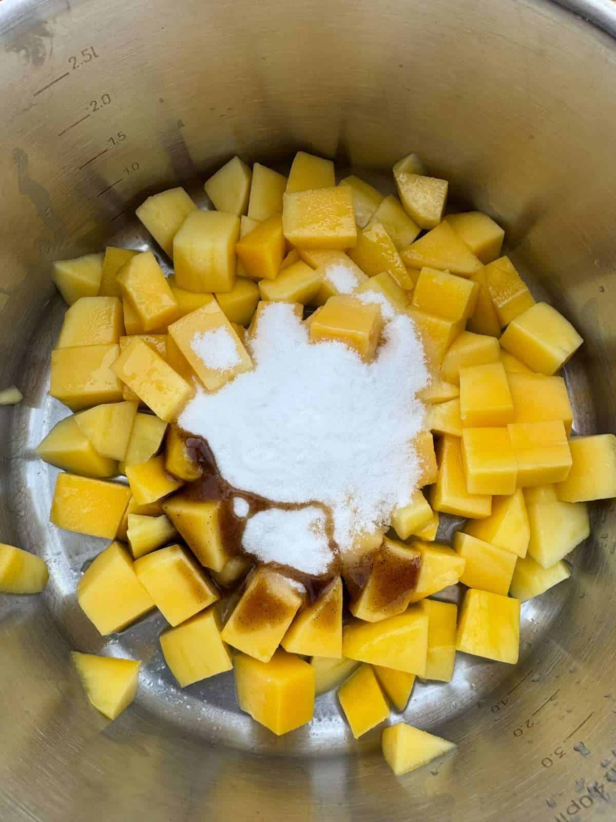 chopped mango for compote