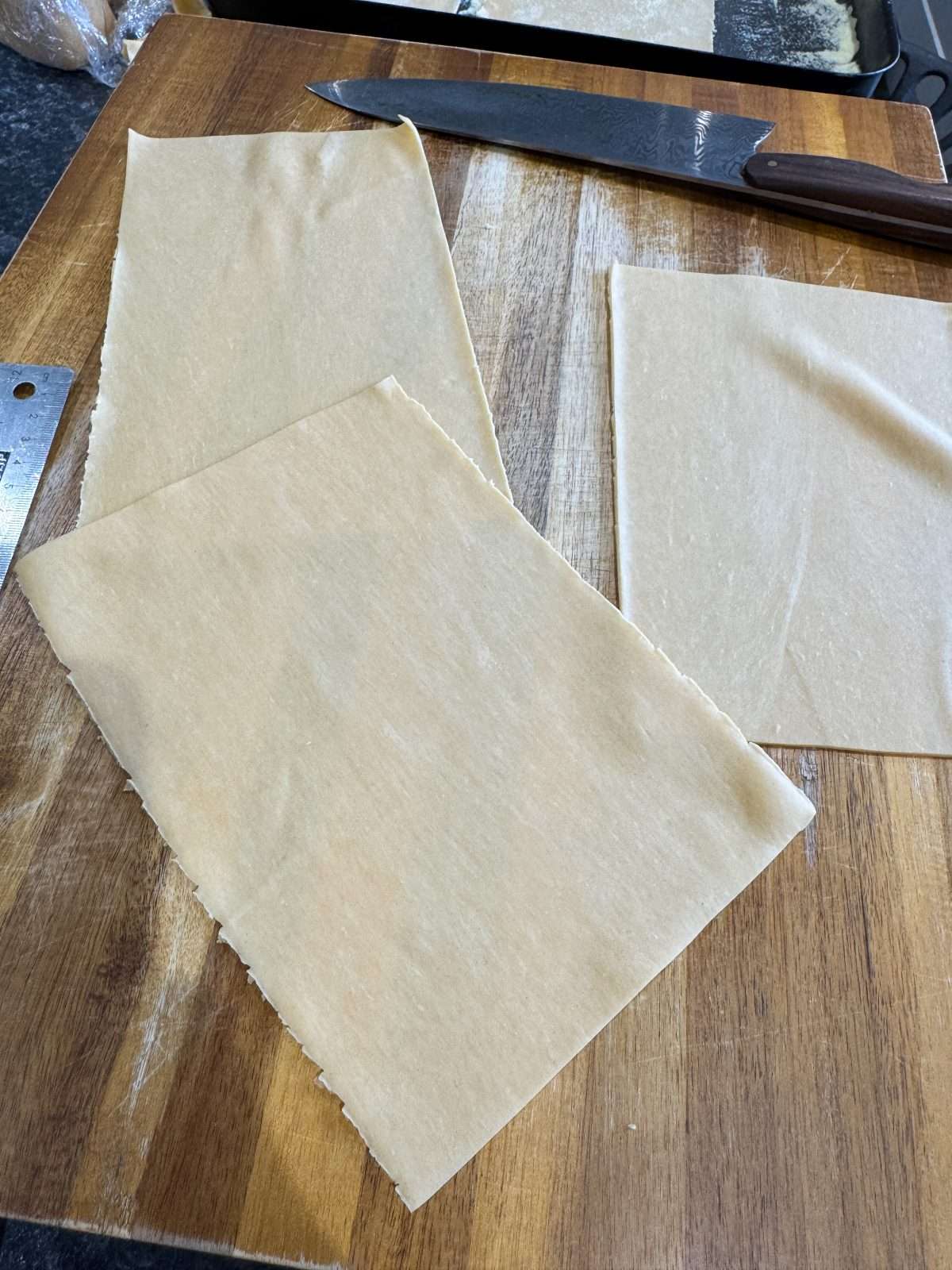 cutting pasta sheets
