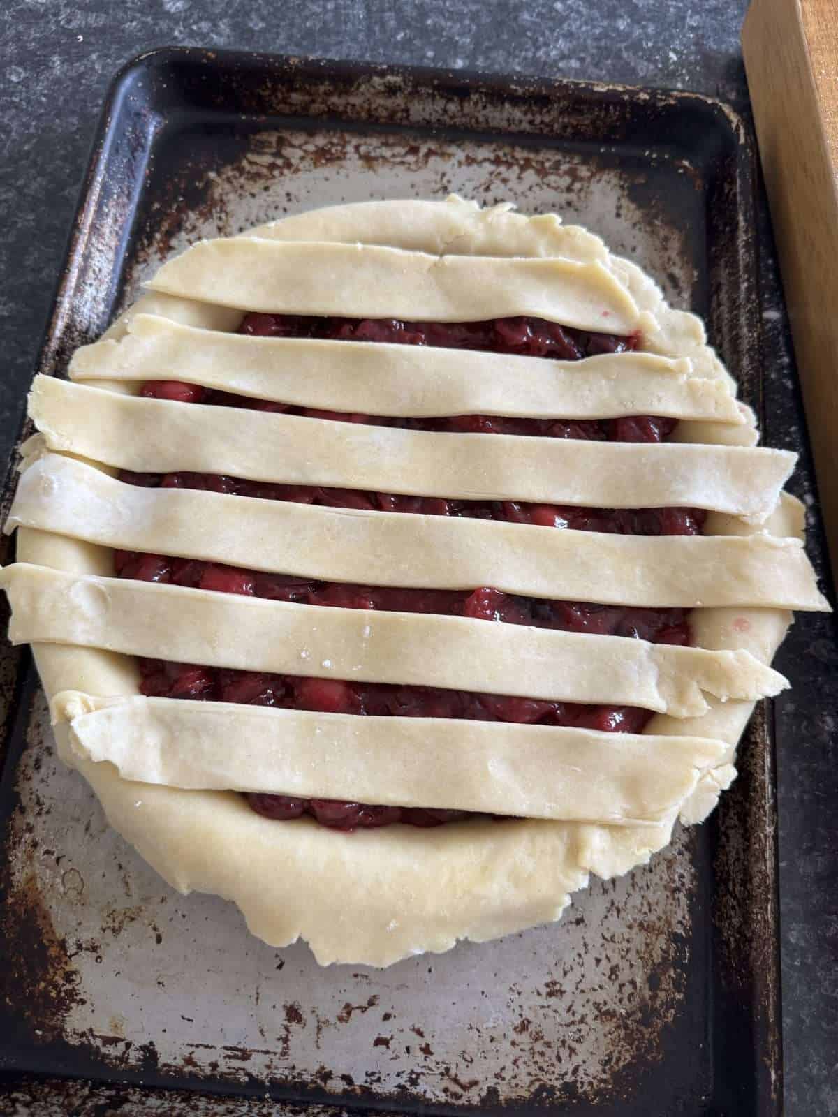 lattice pie crust step 1