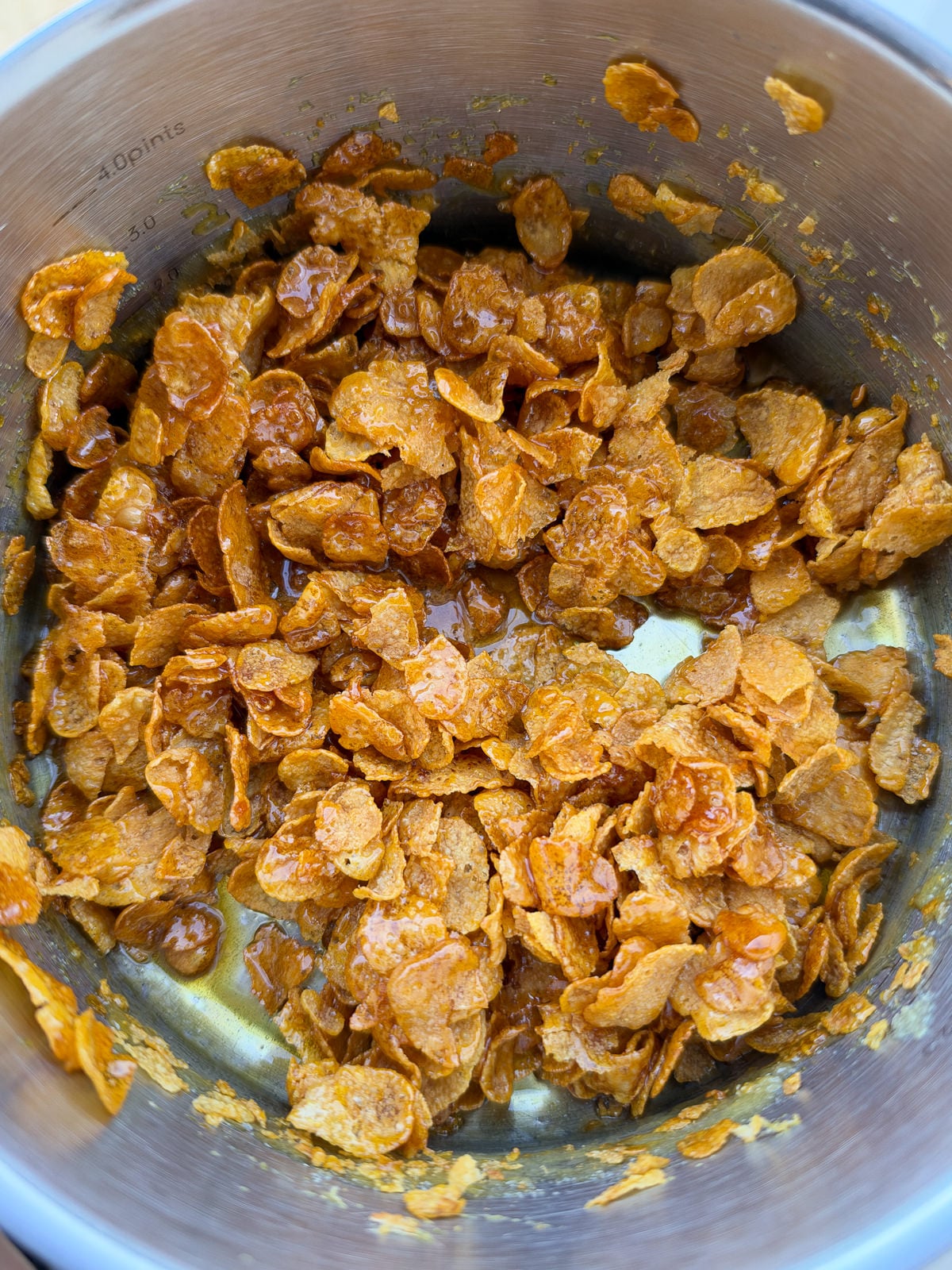 caramelised cornflakes in pan