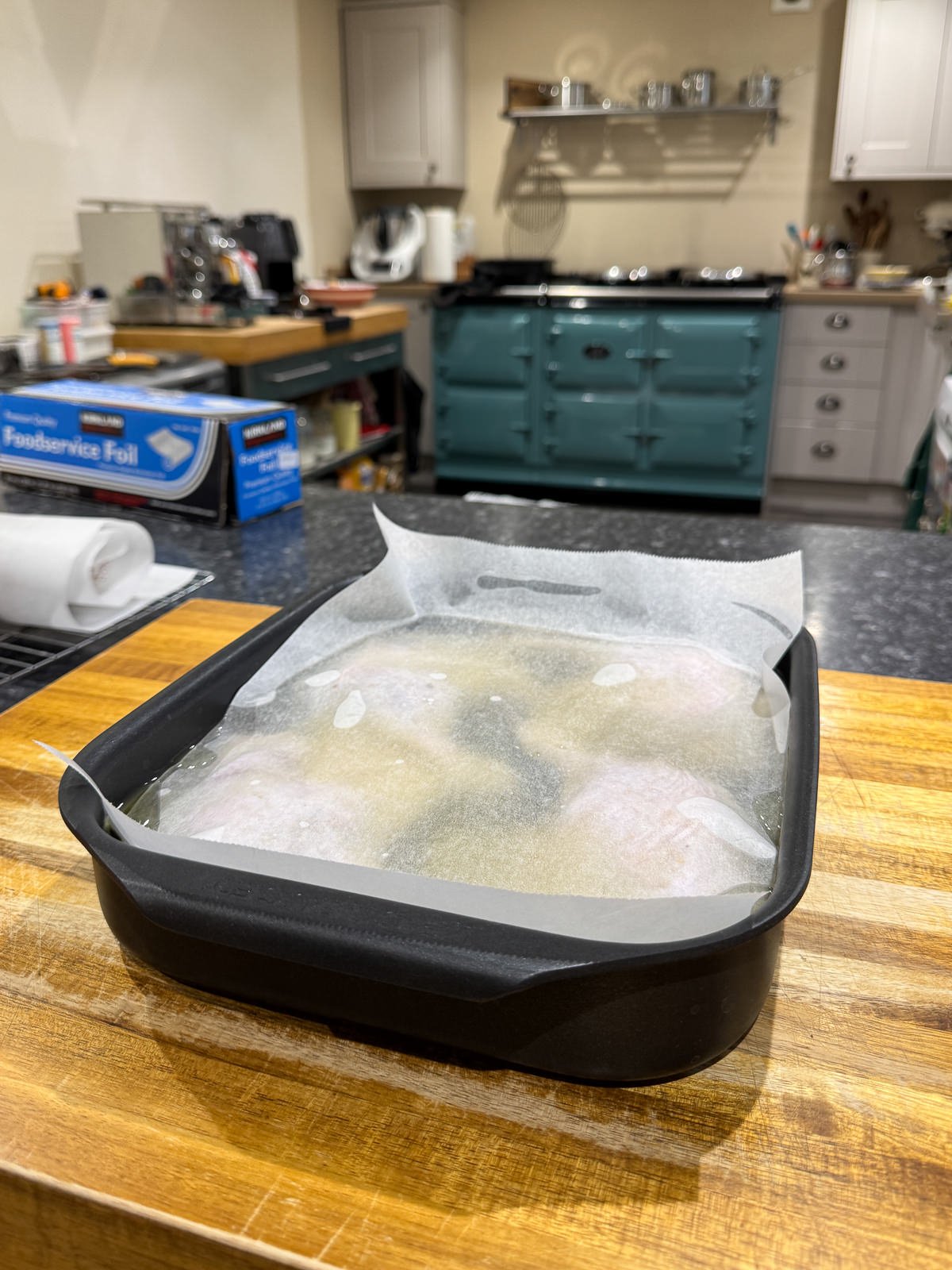 cartouche for roasting tin