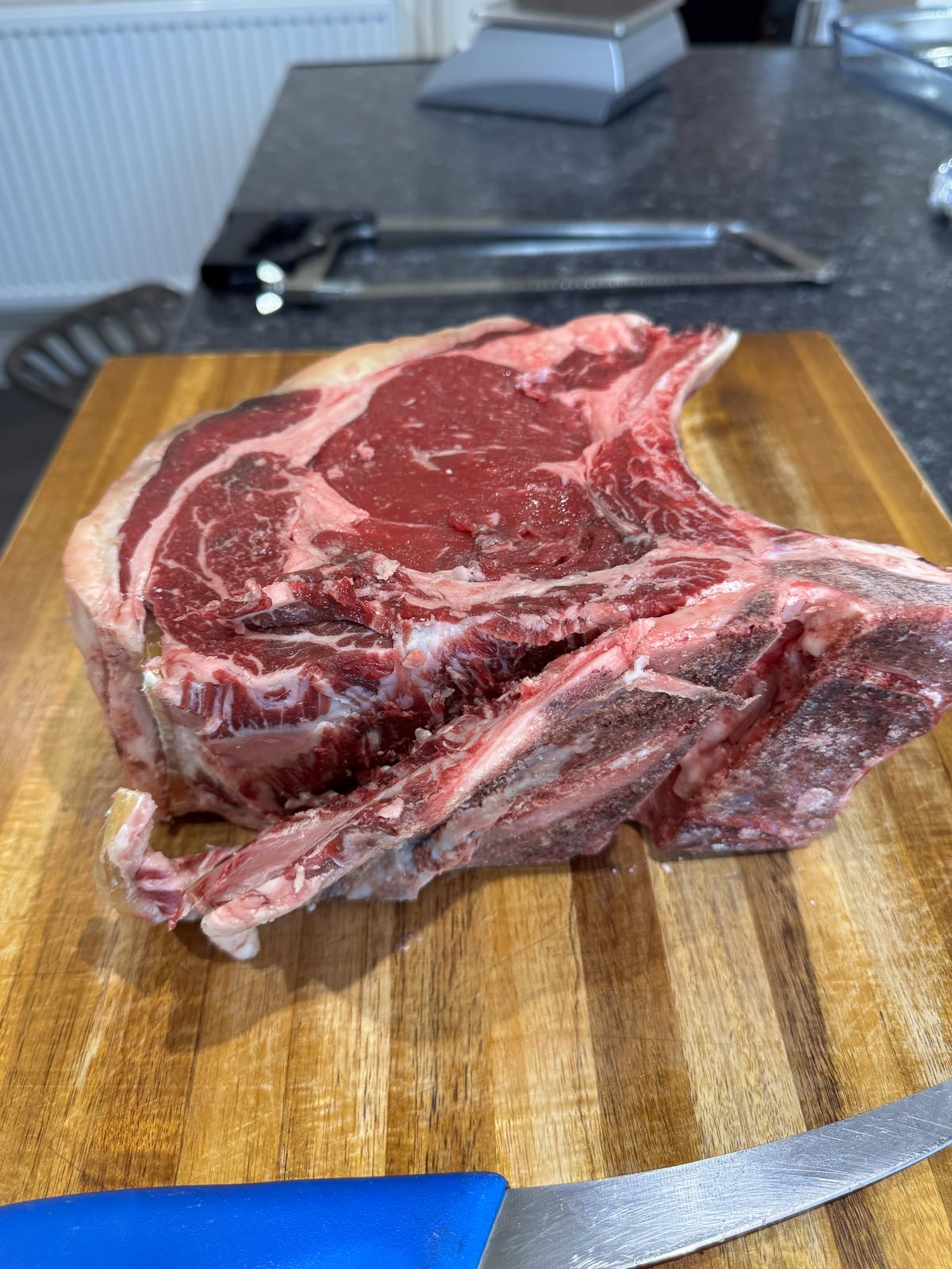 cutting bottom bones off prime rib