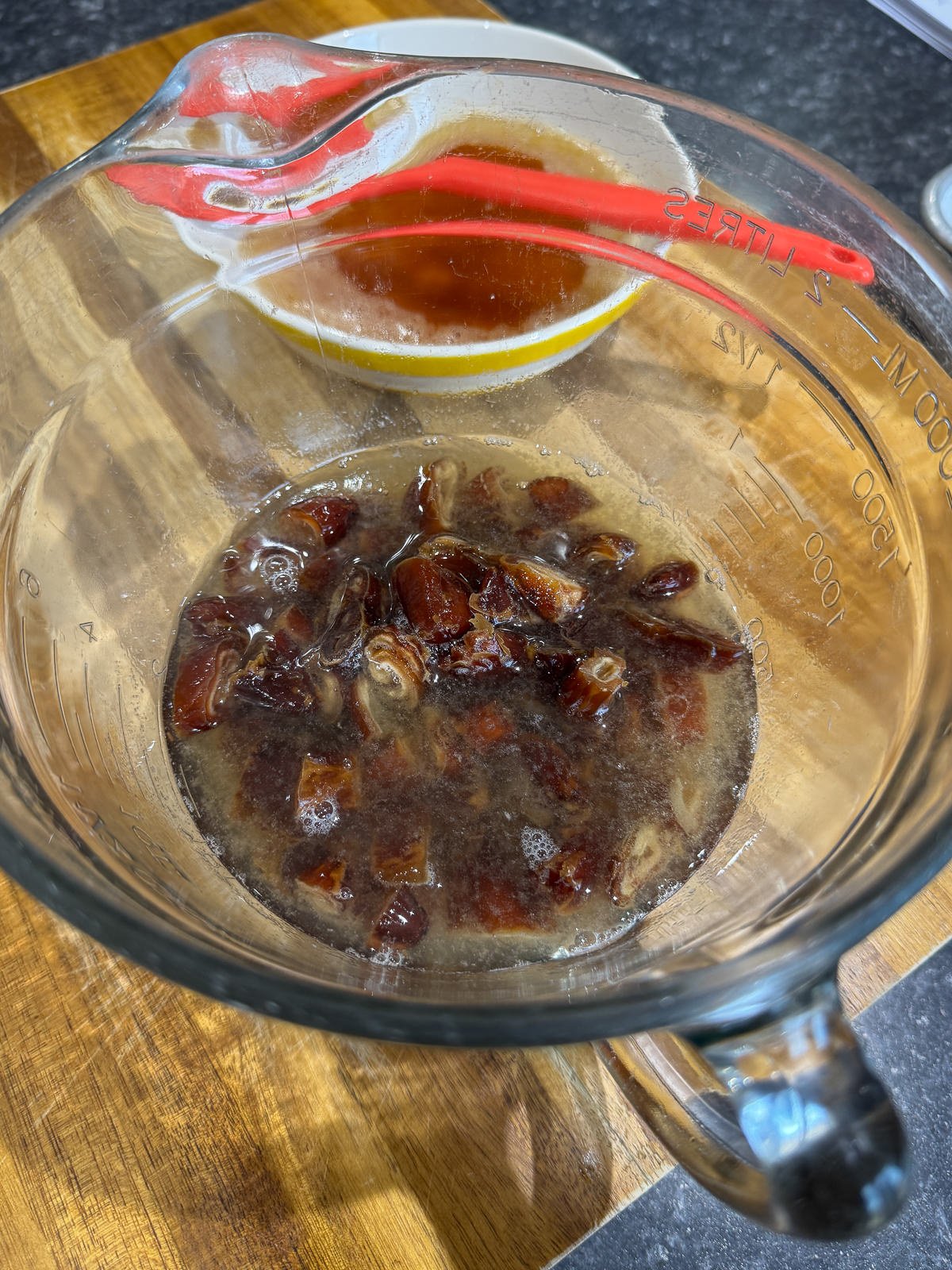 dates soaking for puree