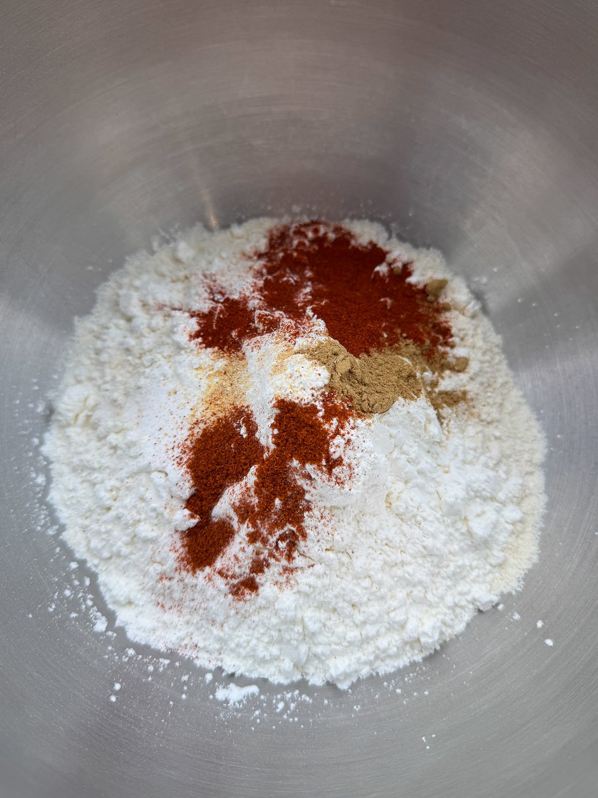 flour dredge for fried chicken with cornflour