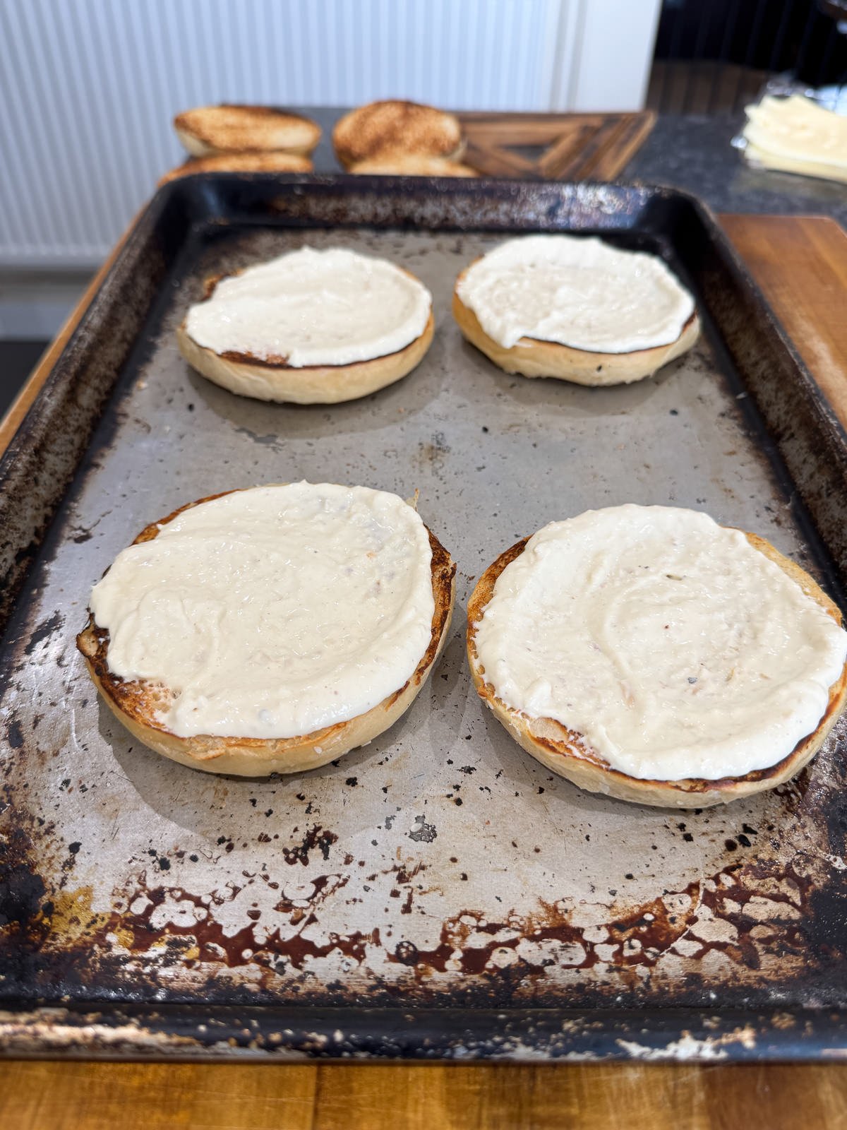horseradish sauce sandwich layer