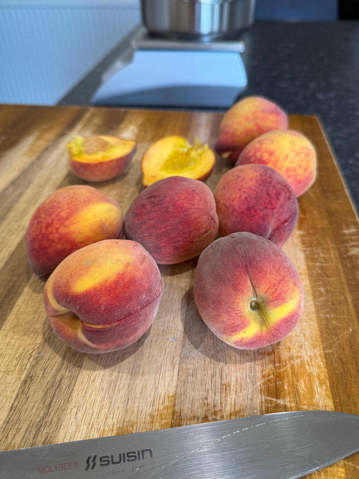 yellow peaches for compote