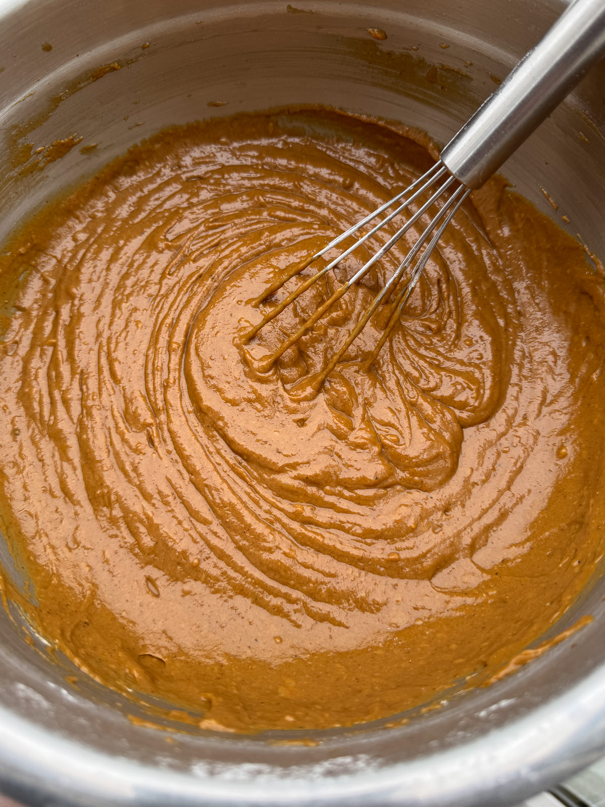 pumpkin spice cake batter