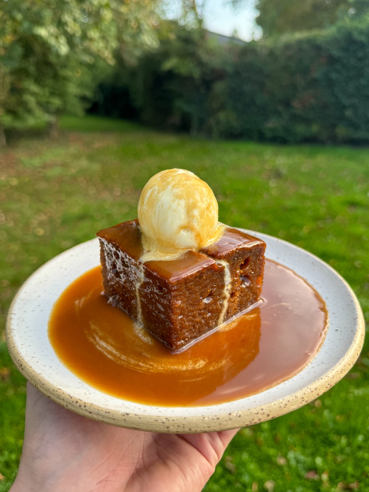 pumpkin spice sticky toffee pudding