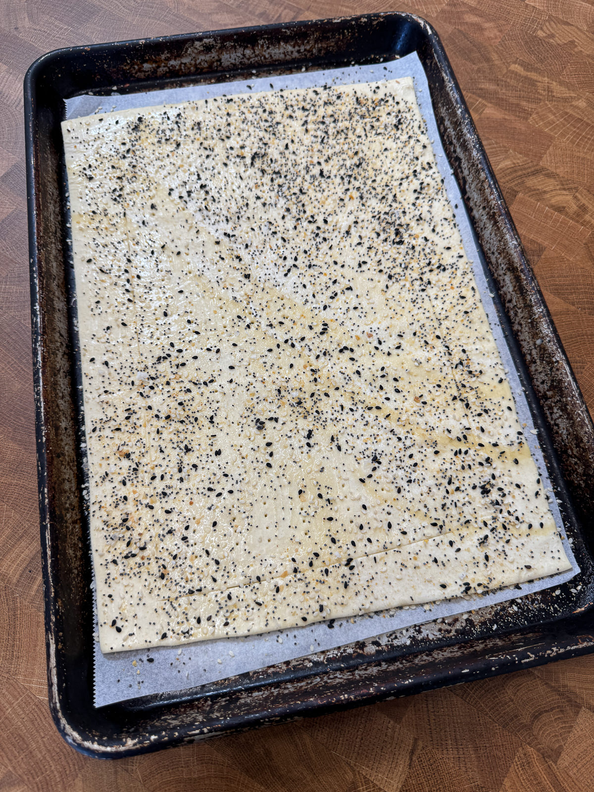 seasoned & scored puff pastry sheet