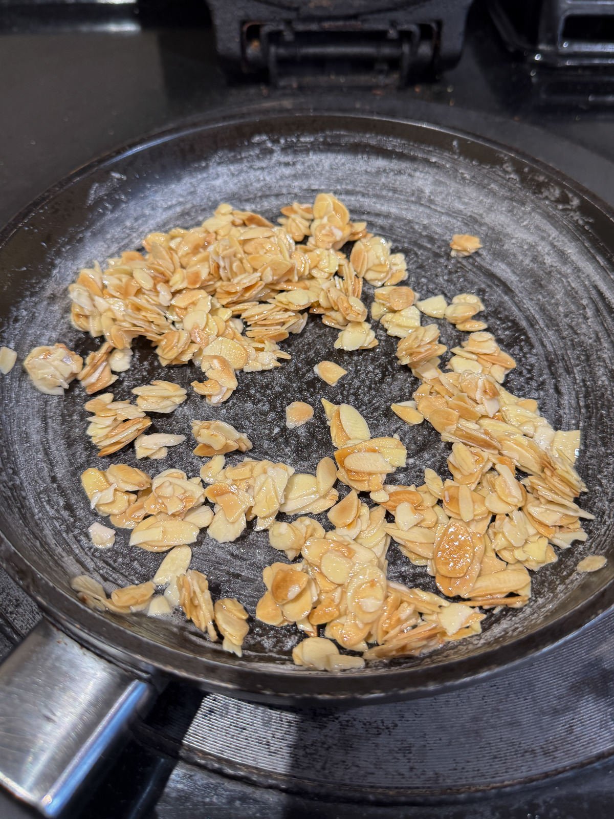 snowy white sugar coating for nuts