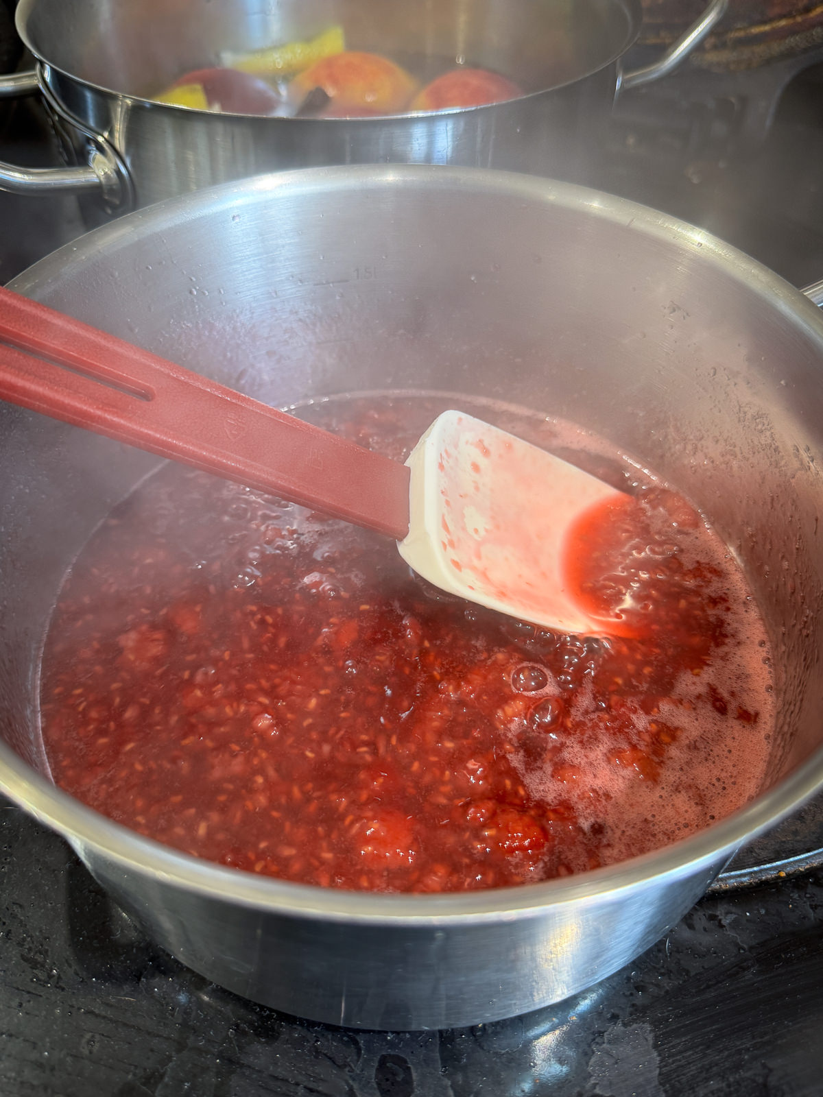 stove top raspberry coulis