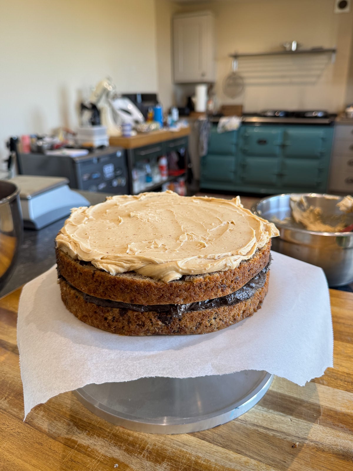using whipped peanut butter ganache for layer cake